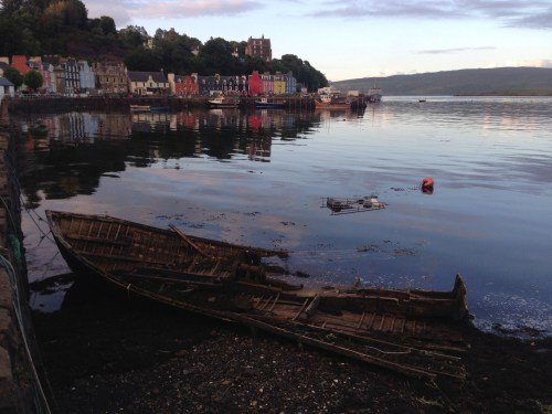 Figure 4. A ‘surprise’ unknown wreck at Tobermory, Isle of Mull, and our docking area for our first night (Photo by: Chelsea Colwell-Pasch). 